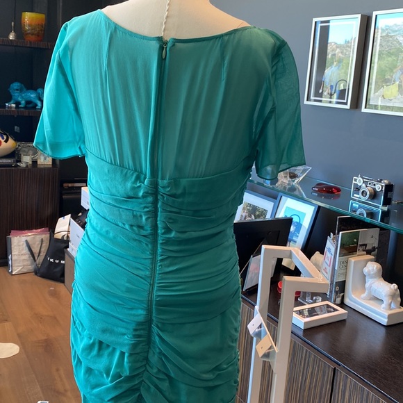 Sea foam short Rouched dress - Picture 4 of 5